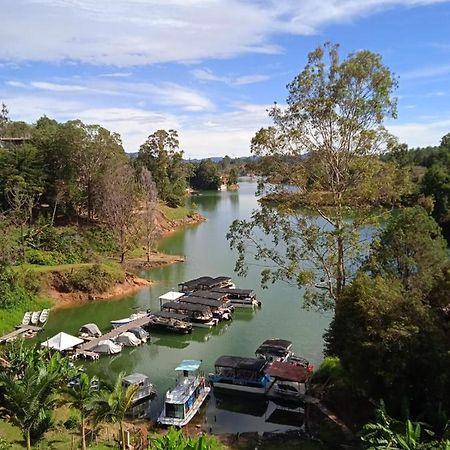Nuevo Mirador Hotel กัวตาเป ภายนอก รูปภาพ