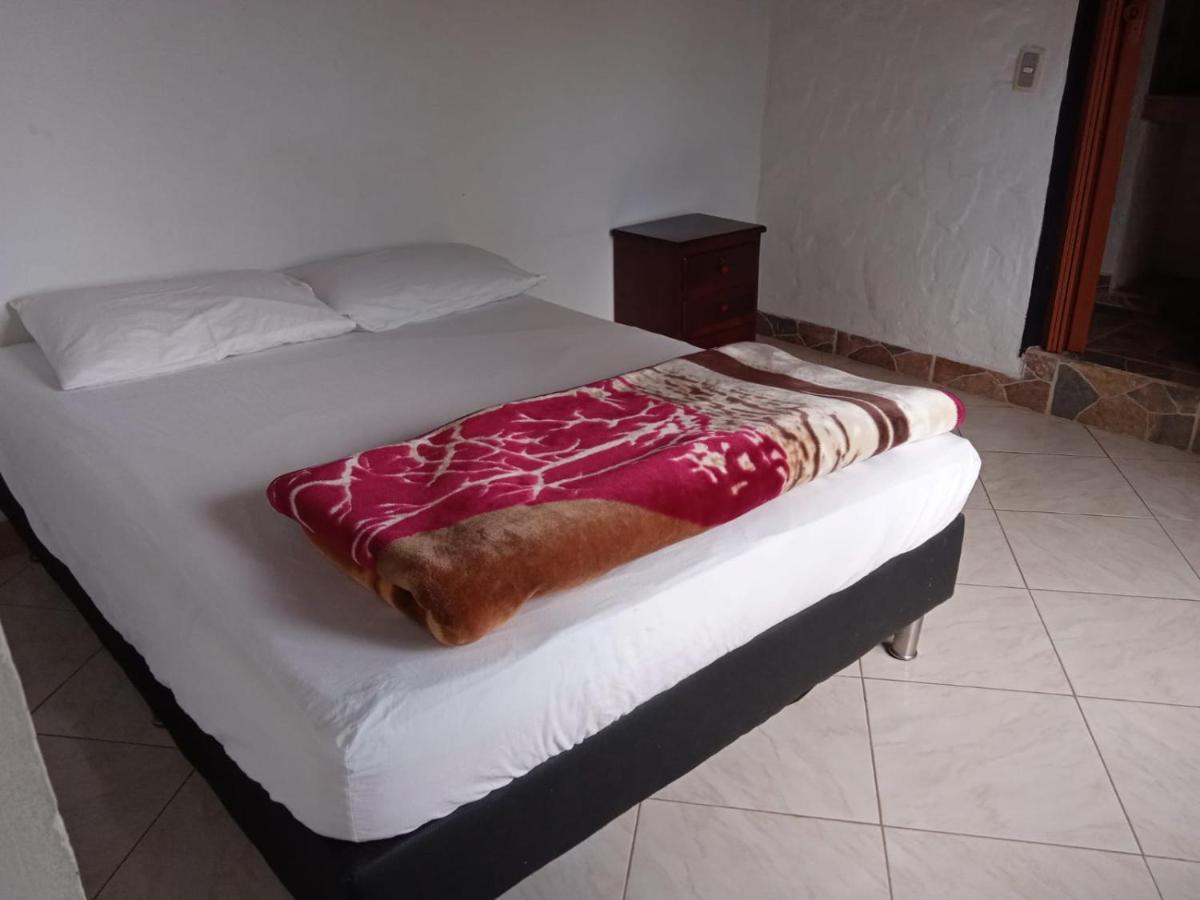 Nuevo Mirador Hotel กัวตาเป ภายนอก รูปภาพ